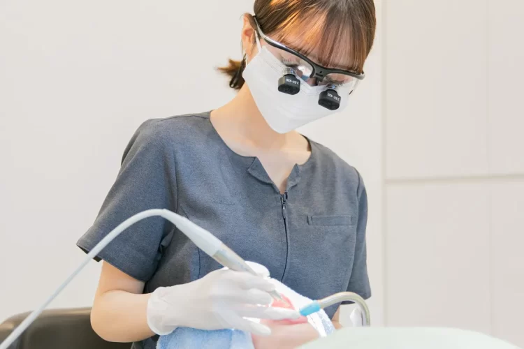 シーク歯科・矯正歯科での歯のクリーニング